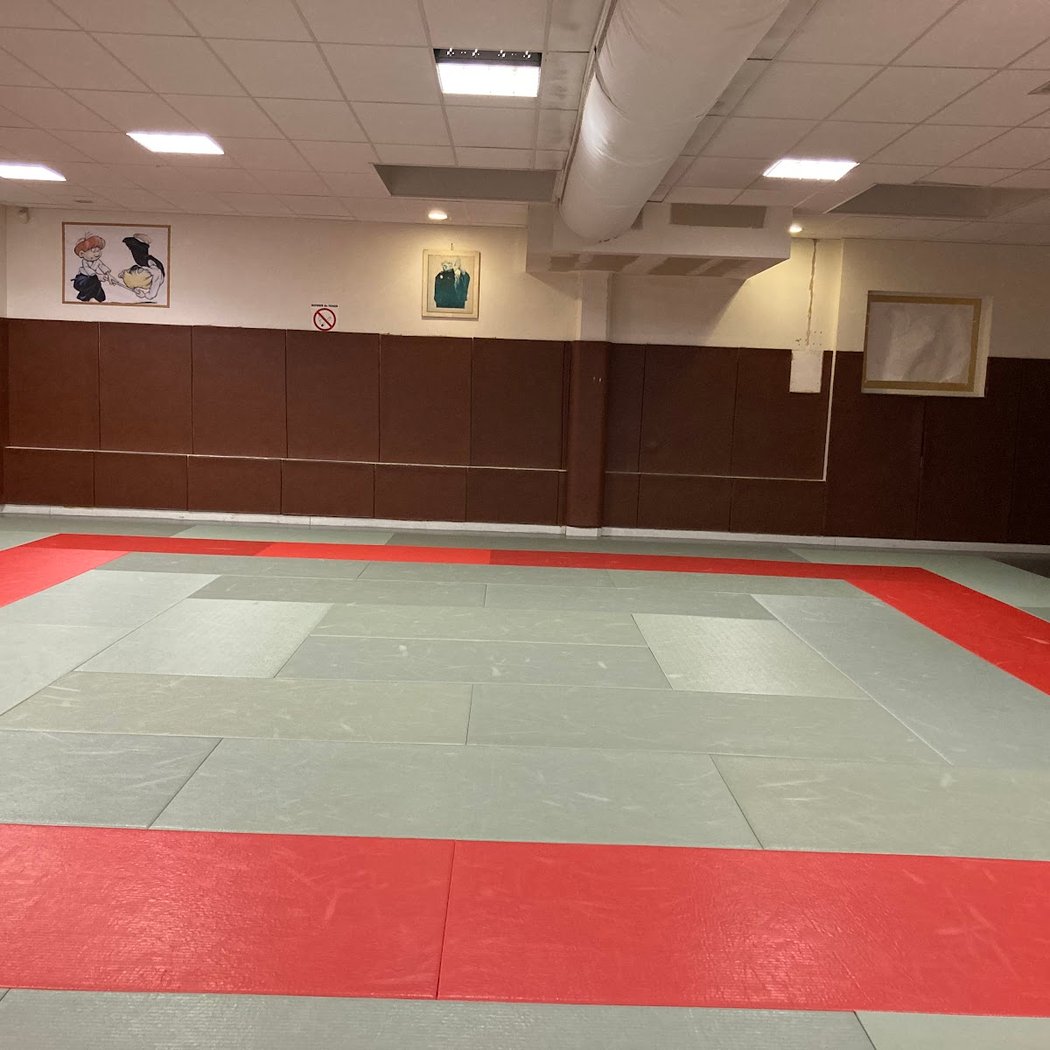 Complexe Sportif Andre Lamy 2